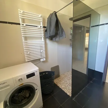 펜션 Tres Bien Equipee Pour Les *